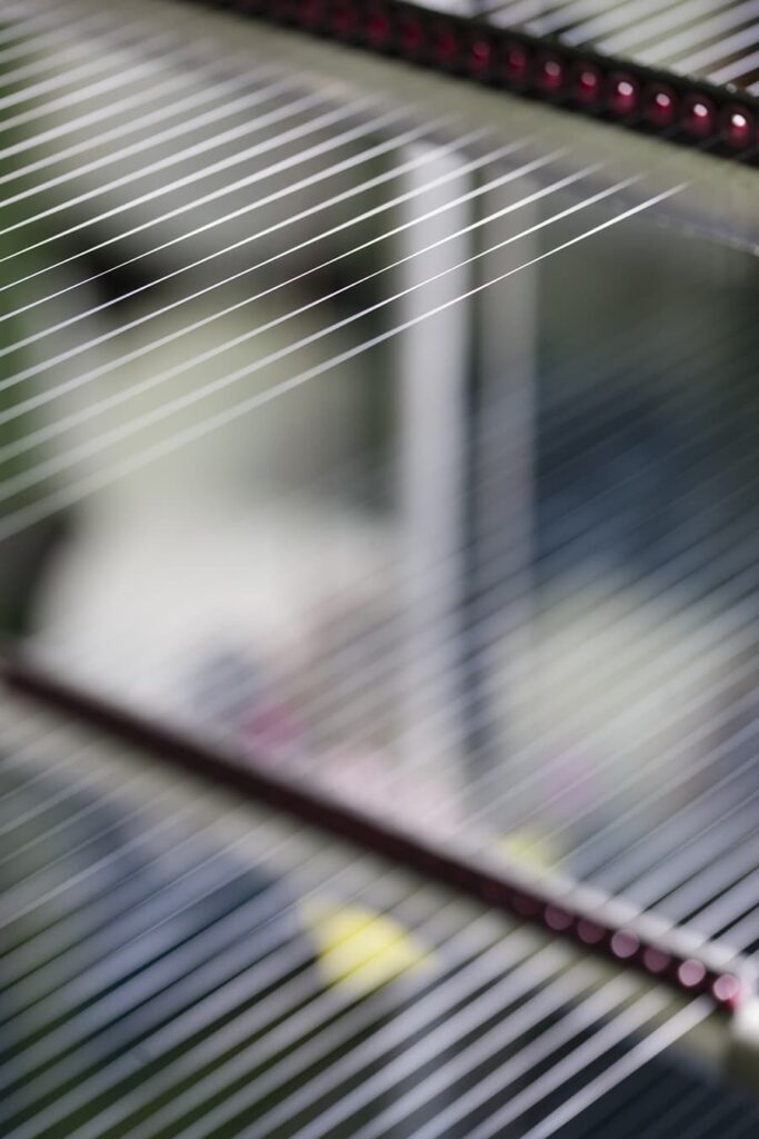 APPAREL & ACCESSORIES 