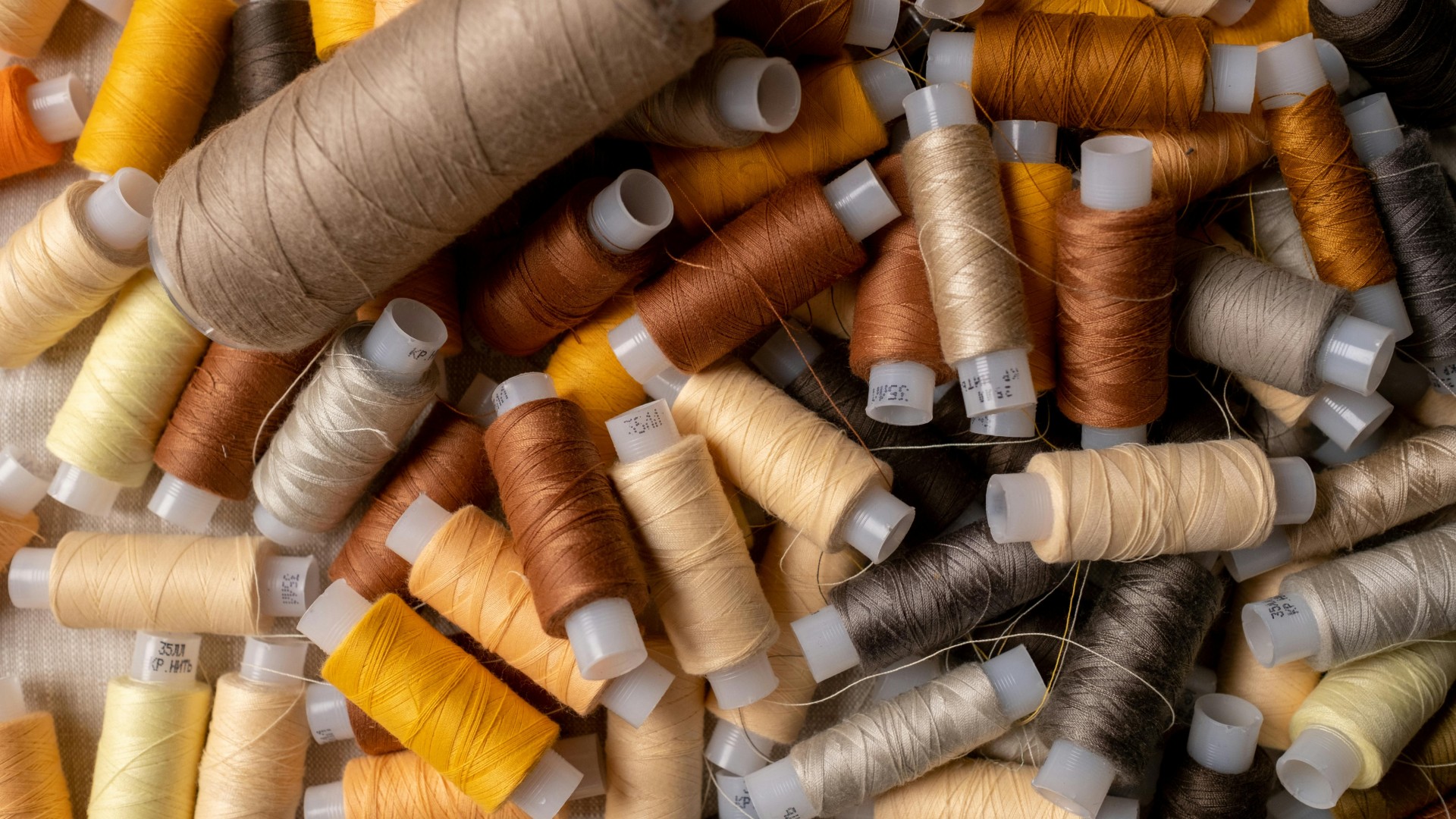 Understanding Textile Fibers: Pros, Cons, and Applications